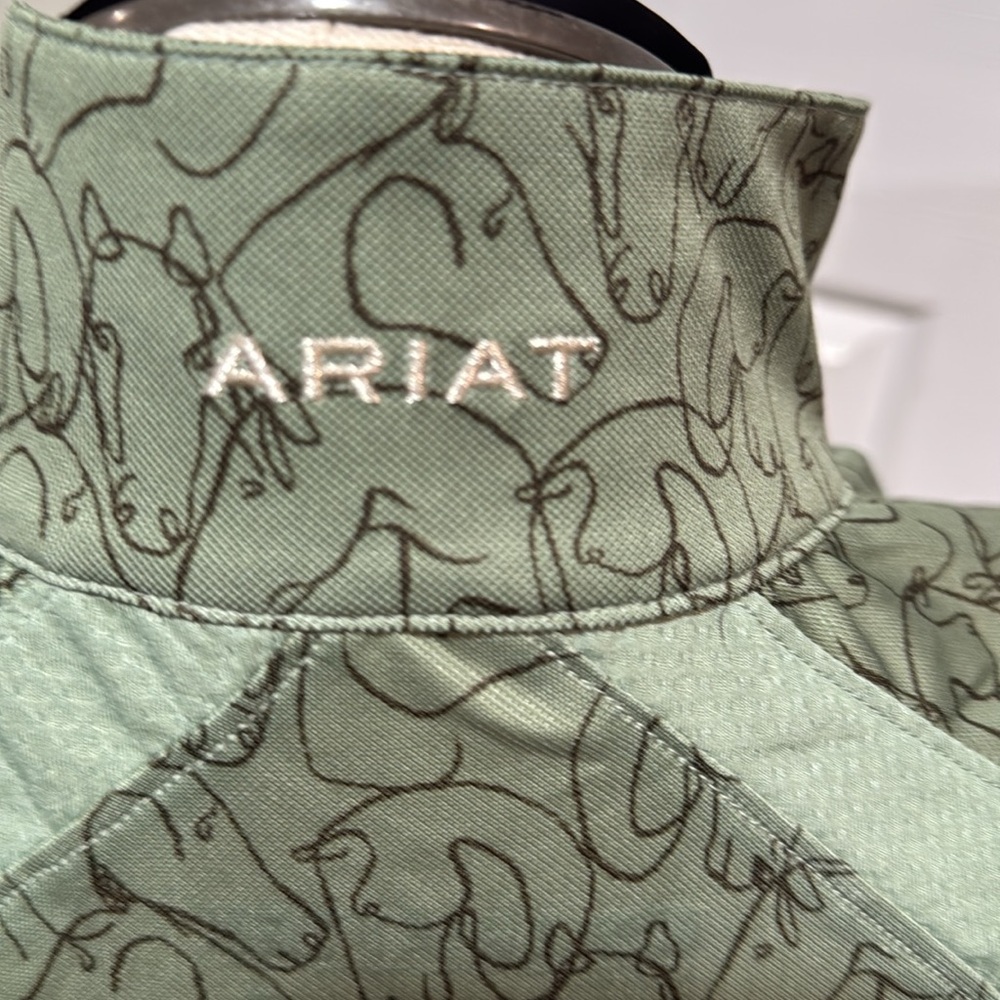 Ariat Women's Olive Green Quarter-Zip Performance Top - Picture 6 of 7